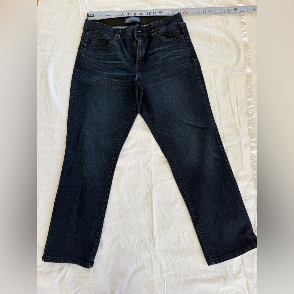 Democracy Women’s Indigo Relaxed Jeans